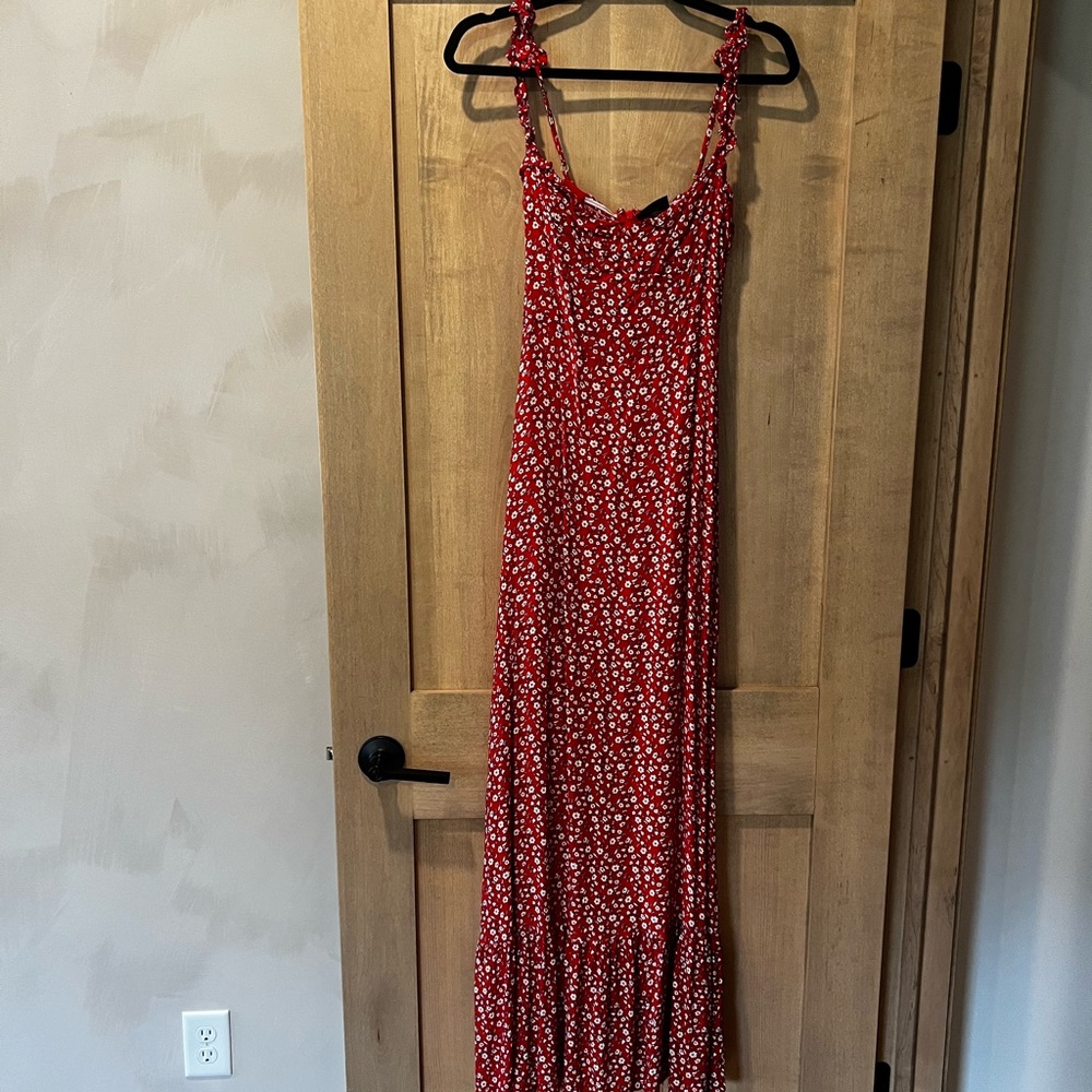 Vici Red Floral Dress - Picture 3 of 7